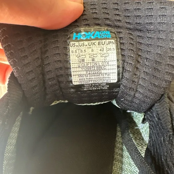Hoka One One Clifton L GORE-TEX Black Unisex Shoes Men’s  8.5 Womens 9.5
