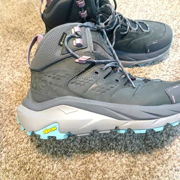 Hoka One One Kaha 2 GTX Gore-Tex Vibram Hiking Boots Women's Size 9B (NWOT)