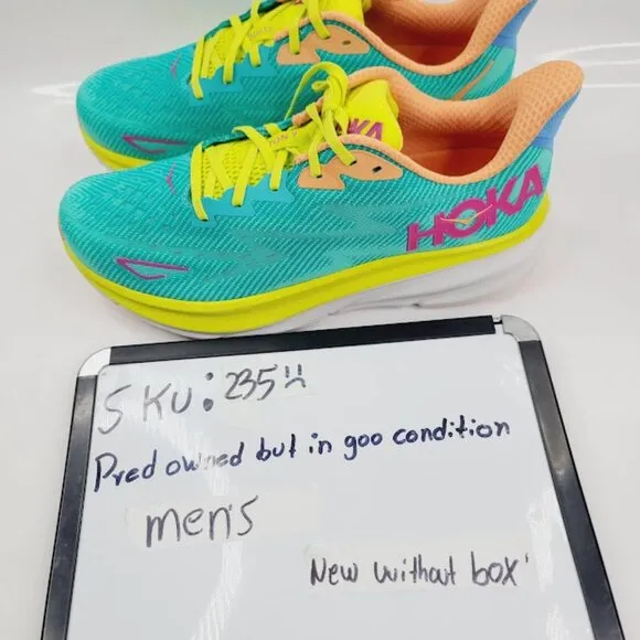 Hoka One One Men's Ceramic Green Clifton 9 Athletic Running Shoes Size 11D