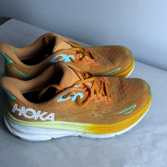 Hoka One One Mens Clifton  Orange Running Shoes Size 10.5 D