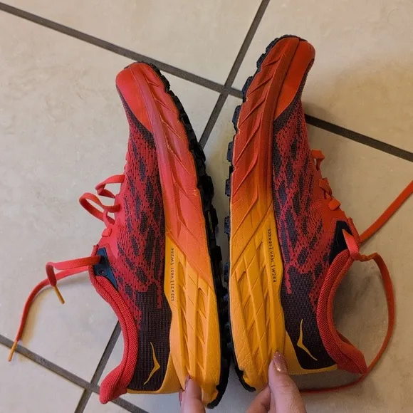HOKA Speedgoat 5 Red Sneaker Running Shoes Purple Size 8