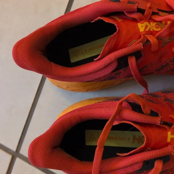 HOKA Speedgoat 5 Red Sneaker Running Shoes Purple Size 8