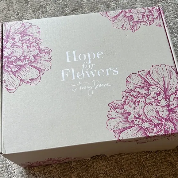 Hope For Flowers by TRACY REESE xNaturalizer Firecracker Sandals