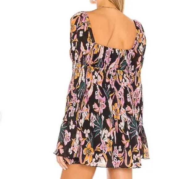 House of Harlow 1960 Brock Floral Mini Dress Longsleeve Babydoll Smocked Peasant