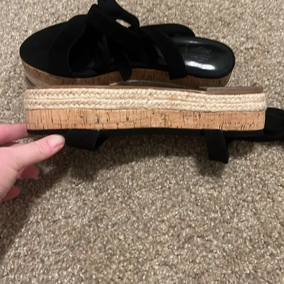 House of Harlow 1960 Joey Sandals Size‎ 8.5