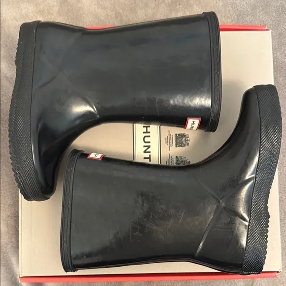 Hunter Gloss Black Kids' Rain boots - Size 11M