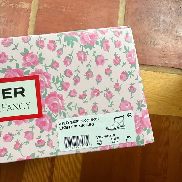 Hunter x LoveShackFancy Womens Play Rain Boot Pink Floral Rose Heart Size 9 NWT