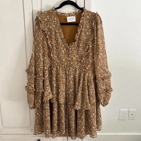 HYACINTH HOUSE Chestnut Floral Long Sleeve Liza Dress