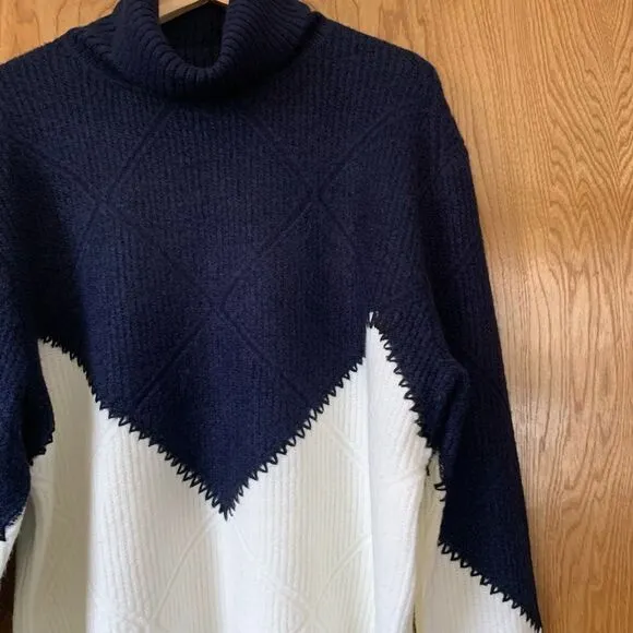 Hyacinth House Diamond Demi Turtleneck Sweater Navy &amp; Cream Size Large