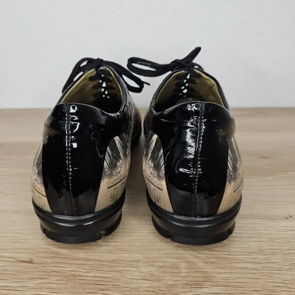 Icon Wearable Art Vintage Woman Lace Up Sneakers, Size 8.5