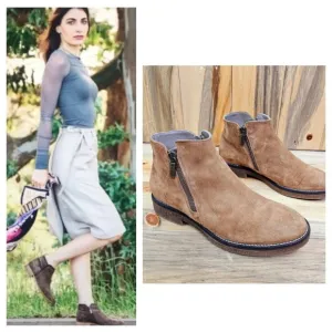 Italeau Handmade in Italy Foliana Waterproof Ankle Boots