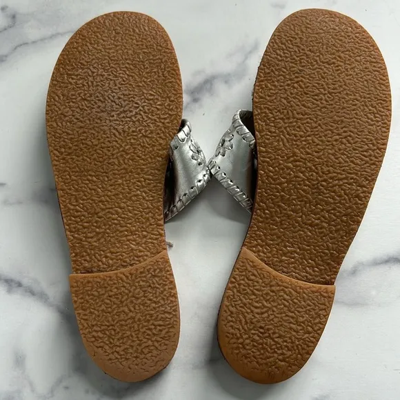 Jack Rogers Silver Leather Thong Whipstitch Slip On Thongs Sandals 7.5