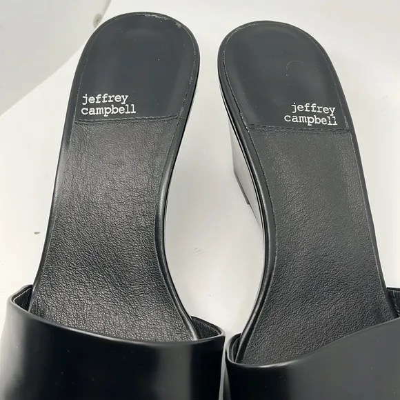 Jeffrey‎ Campbell Raelynn Womens Black Leather Slip-on Wedge Sandals Size 10