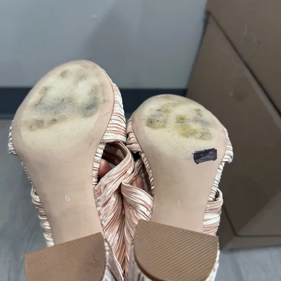 Jeffrey Campbell x Free Peoplee Sandals Pleated Knot in Metallic Pink