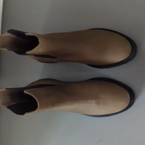 Jenni Kayne Brooklyn Lug Boots size 39 Laurel Brown Tan