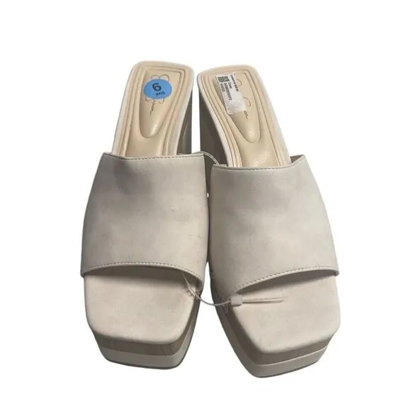 JESSICA SIMPSON JS-Charlete Platform Sandals 9M Cream No Box New With Defect