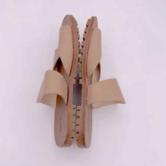 JIL SANDER NAVY - NWOT Women's Tan genuine leather flat slip on Sandals size 7