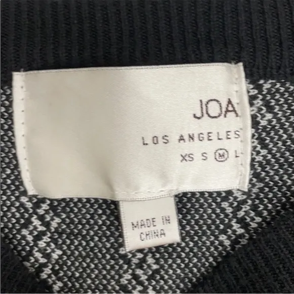 🖤🤍JOA Los Angeles Black fine knit long sleeve dress🖤🤍