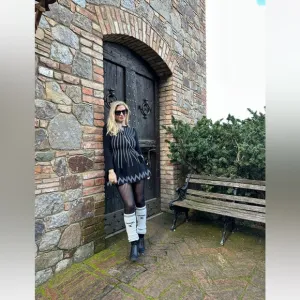 🖤🤍JOA Los Angeles Black fine knit long sleeve dress🖤🤍