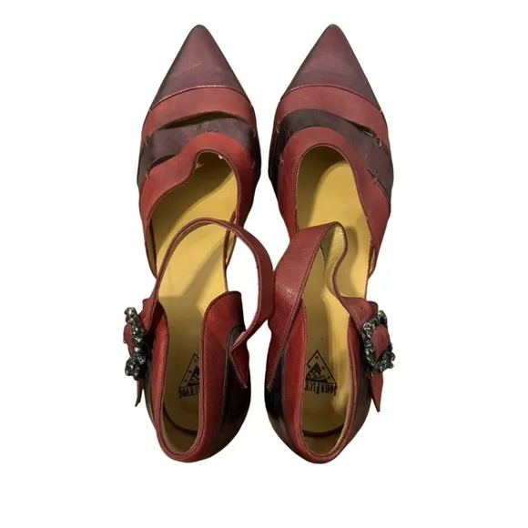 John Fluevog Women’s RARE ALISONSEXY SKULL-BUCKLED MARY JANE Shoes Size 10