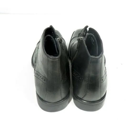 Johnston &amp; Murphy XC Flex Connelly Chukka Boots Brogue Cap Toe Laces Men 8 EUC