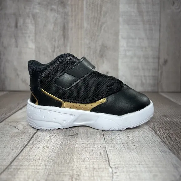 Jordan Max Aura 4 (TD) Baby's Shoes Black Metallic Gold-White Size 5C DQ8402-071