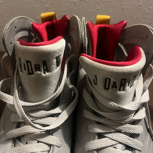 Jordan Men's Silver and Gold Sneakers Retro 7 Reflections of a Champion