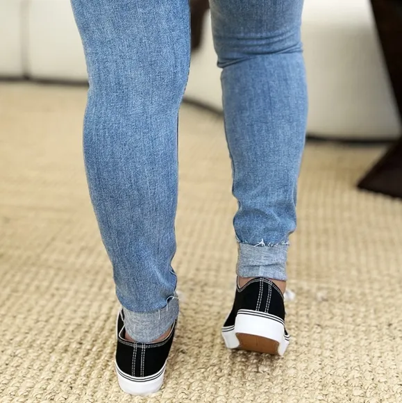 Judy Blue Mid-Rise Skinny Distressed Slim Fit Torn Jeans Cuffed Hem Denim Pants