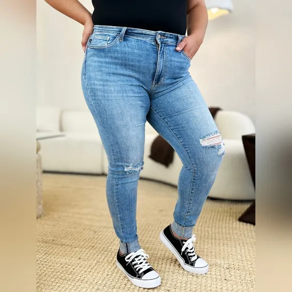Judy Blue Mid-Rise Skinny Distressed Slim Fit Torn Jeans Cuffed Hem Denim Pants