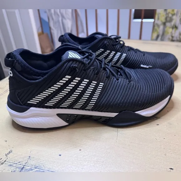 K-Swiss Hypercourt Supreme Tennis Shoes
