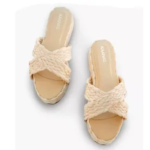Kaanas Inagua Woven Slip On Sandals in Natural SZ 9