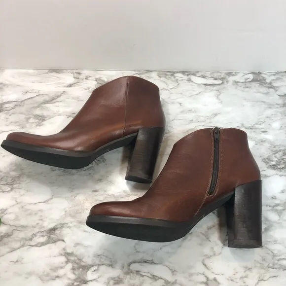 Kanna Leather Tobacco Brown Heeled Booties Size 39