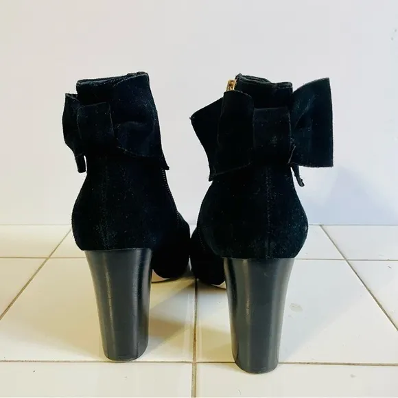 Kate Spade Black Suede Bow Heeled Ankle Booties Size 5.5