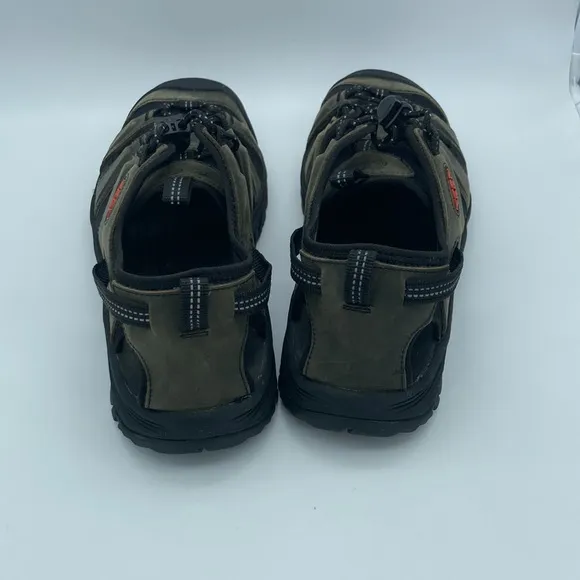 KEEN GREEN GREY TARGHEE III SANDALS