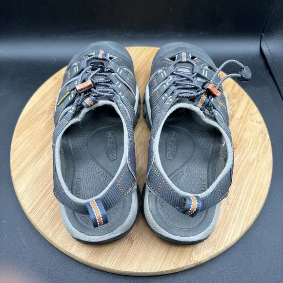 Keen Newport H2 Mens Size 7.5 Sandals Gray Water Shoes Hiking Slip On 1001931