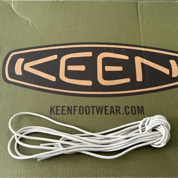 Keen Uneek SNK Chukka II Waterproof Boot Women’s Size 8.5 Black