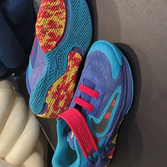 Kids Giannis Basketball Blue and Red Athletic Shoes