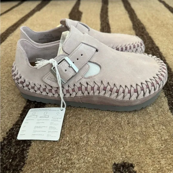 Kith Women's Shoes in Light Purple