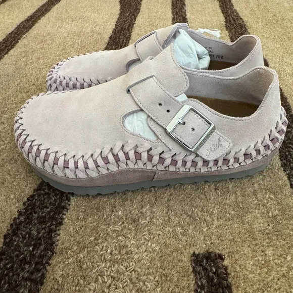 Kith Women's Shoes in Light Purple