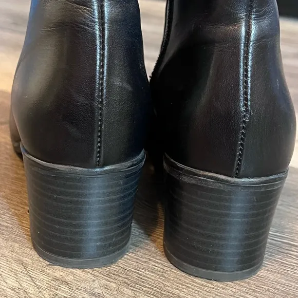 La Canadienne Black Square Toe Leather Bootie Boots Faux Fur Lined size 8.5