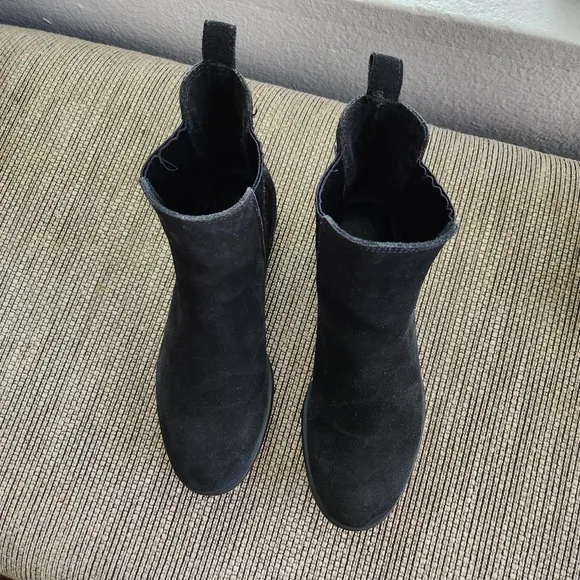La Canadienne Connor Boots Womens Size 6 Black Leather Chelsea Waterproof ($400 