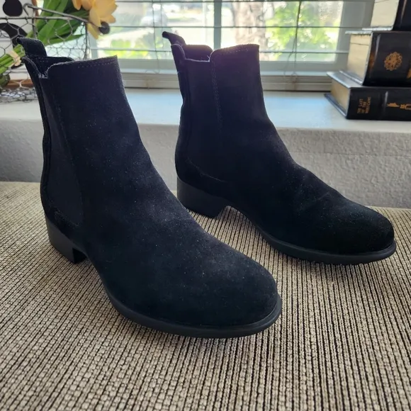 La Canadienne Connor Boots Womens Size 6 Black Leather Chelsea Waterproof ($400 