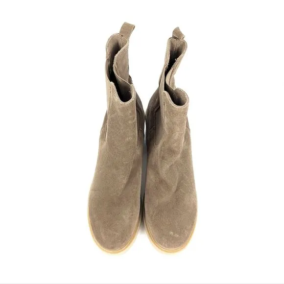 La Canadienne Womens Shoes Tan Suede Heeled Ankle Chelsea Boot Size 10