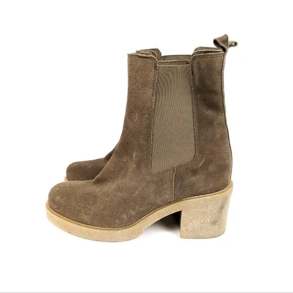 La Canadienne Womens Shoes Tan Suede Heeled Ankle Chelsea Boot Size 10
