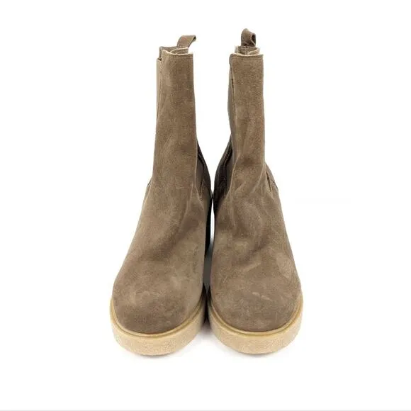 La Canadienne Womens Shoes Tan Suede Heeled Ankle Chelsea Boot Size 10