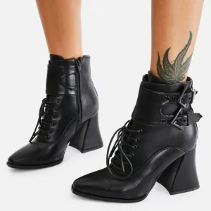 La Moda Salem Witch craft, Spell Bound Goth Emo Ankle Buckle Boots US Womens 7