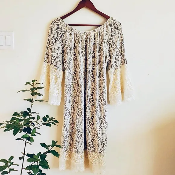 L&amp;B Lucky &amp; Blessed Cream Lace Dress Small