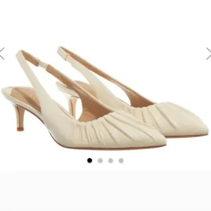 LAUREN Ralph Lauren Lolah Pump Slingback.  SZ 7.5