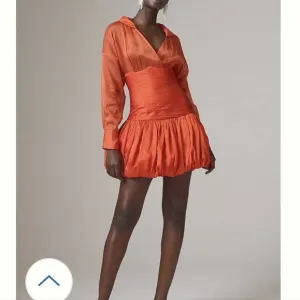 Let‎ me be  V neck Shirred waist orange dress