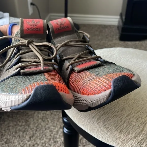 Like New Adidas Original Prophere J Solar red/Olive (AQ0509) Shoes Size 6